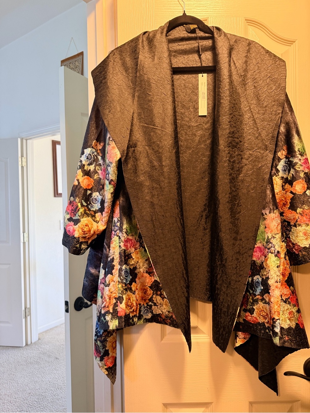 Women's Cape-Style Coat - Reversible - Black & Floral
